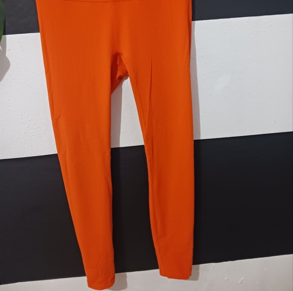 Women Orange fit ribbed leggings - Picture 4 of 11